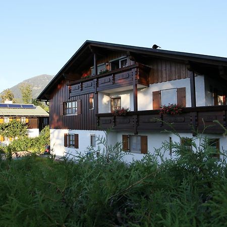 Schlafende Hexe Im Buchenwald Schoenau am Koenigsee Exterior photo